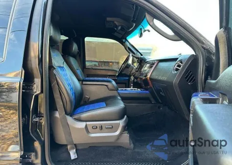 2004 Ford Excursion Eddie Bauer z USA, uszkodzony, nr VIN 1FMSU45P14EA06923